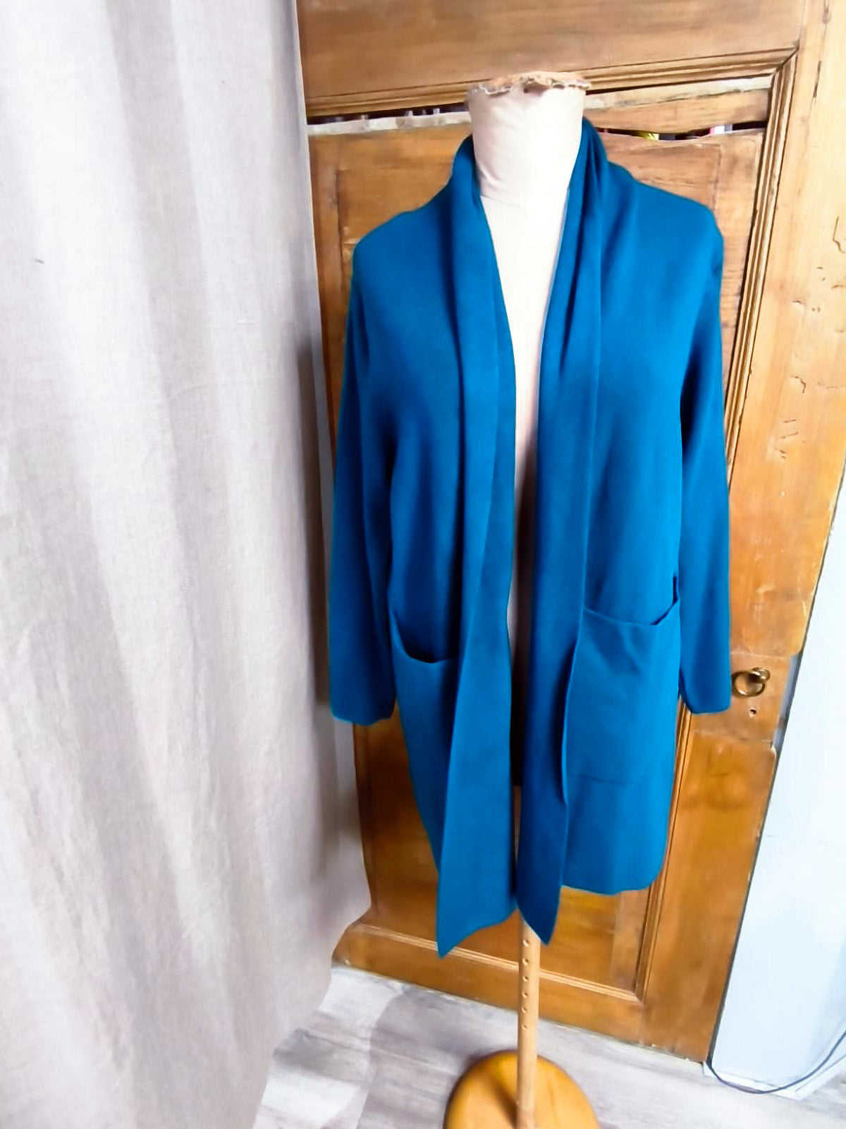 Cardigan lungo con tasche in viscosa