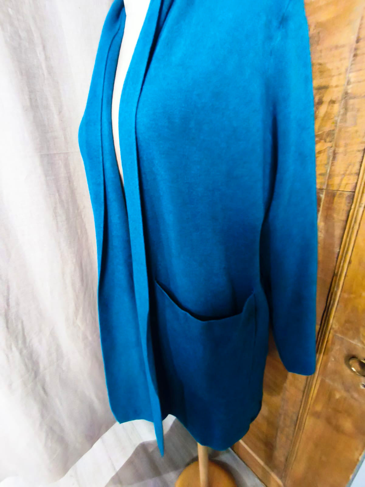 Cardigan lungo con tasche in viscosa