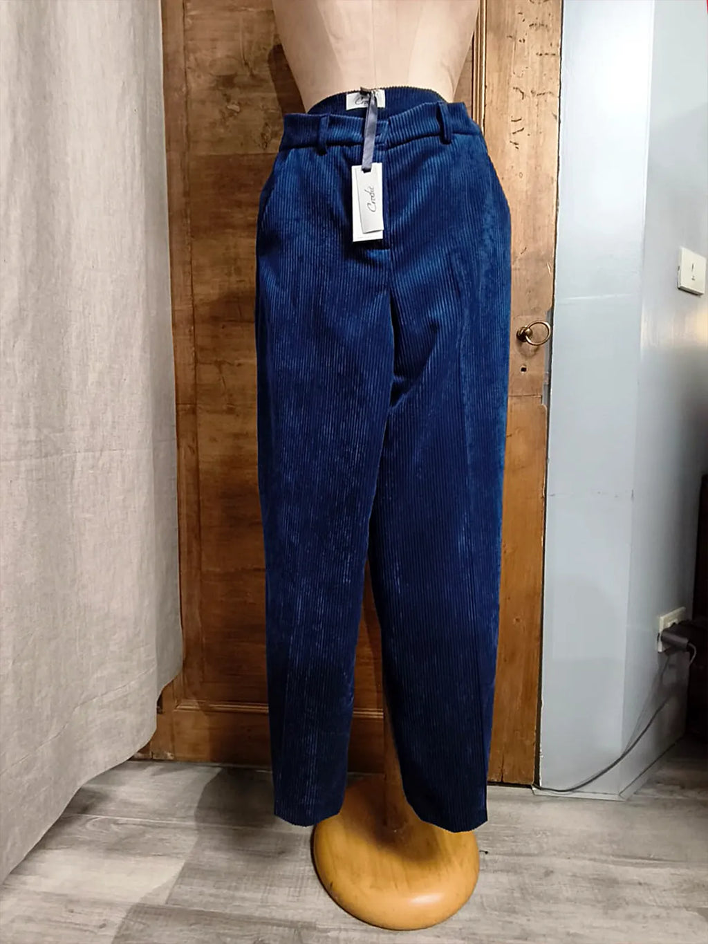 PANTALONE IN VELLUTO, MODELLO PALAZZO, COLORE BLU