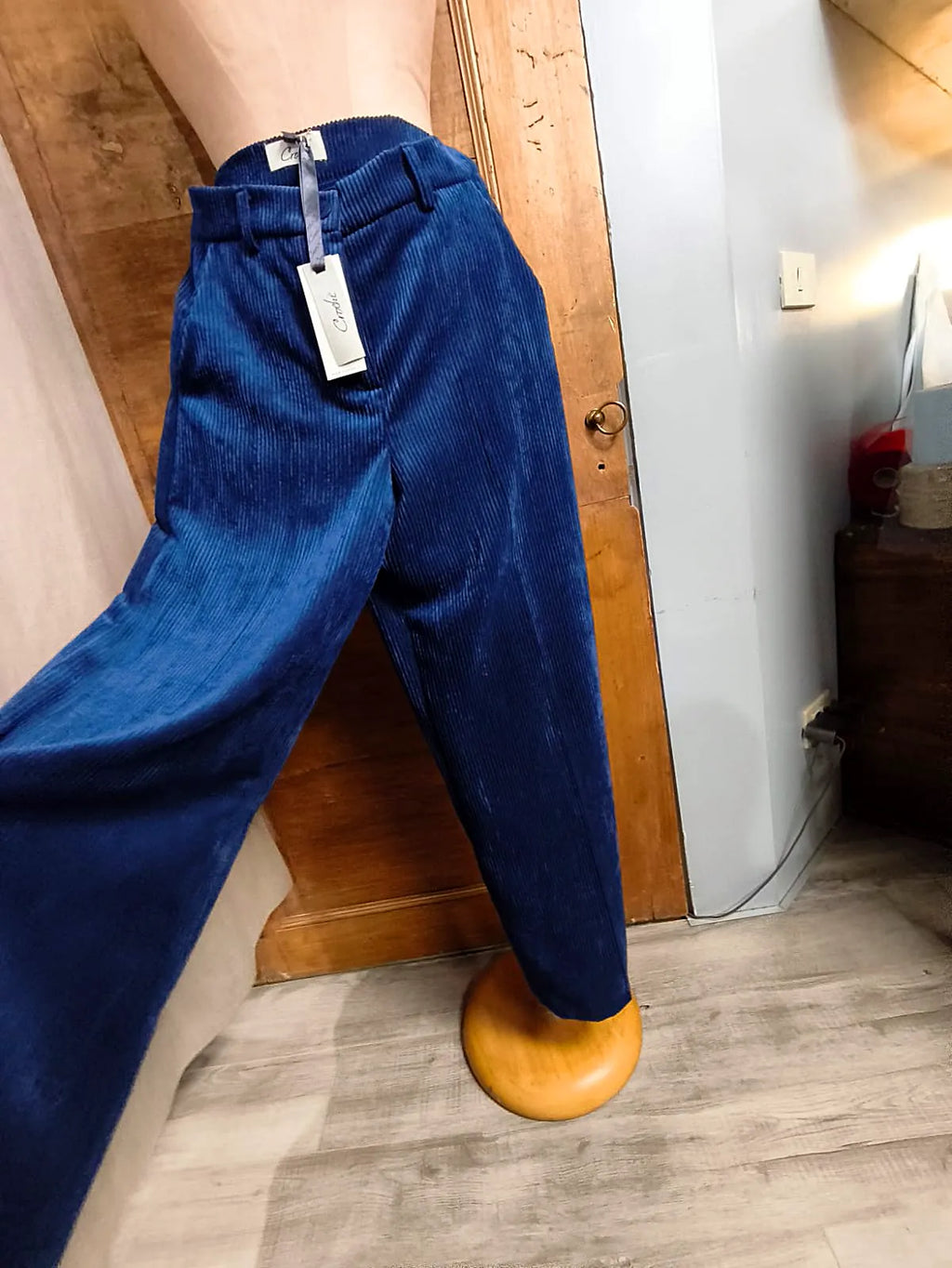 PANTALONE IN VELLUTO, MODELLO PALAZZO, COLORE BLU
